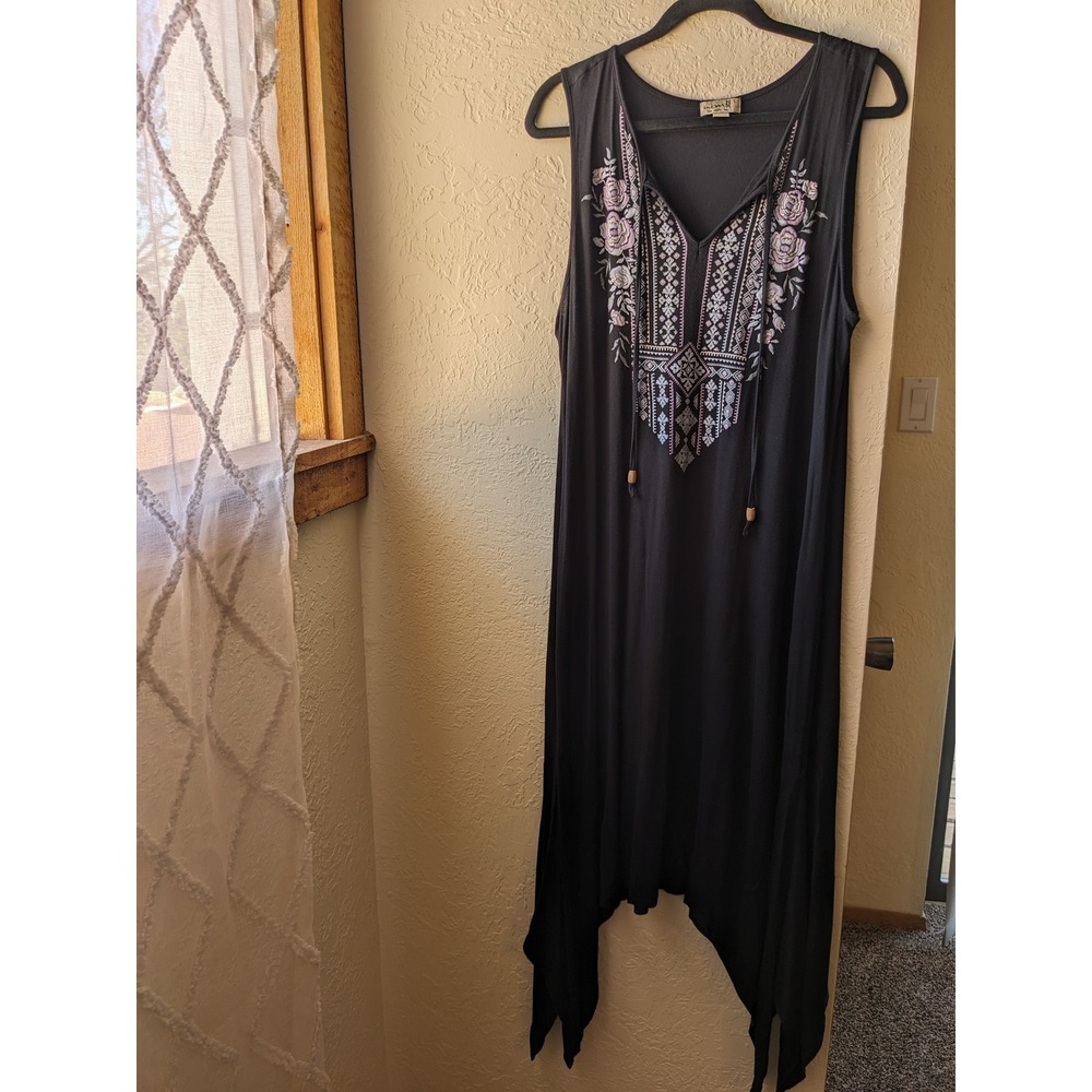 One World Embroidered Handkerchief Hem Sleeveless Midi Dress Black Large Boho